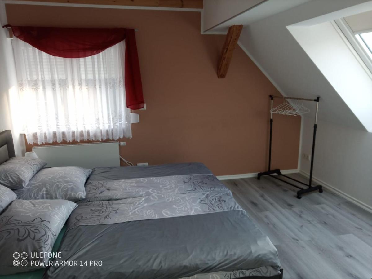 3-Raum Ferienwohnung In Willmersdorf - Thueringer Wald Grossbreitenbach Exterior foto